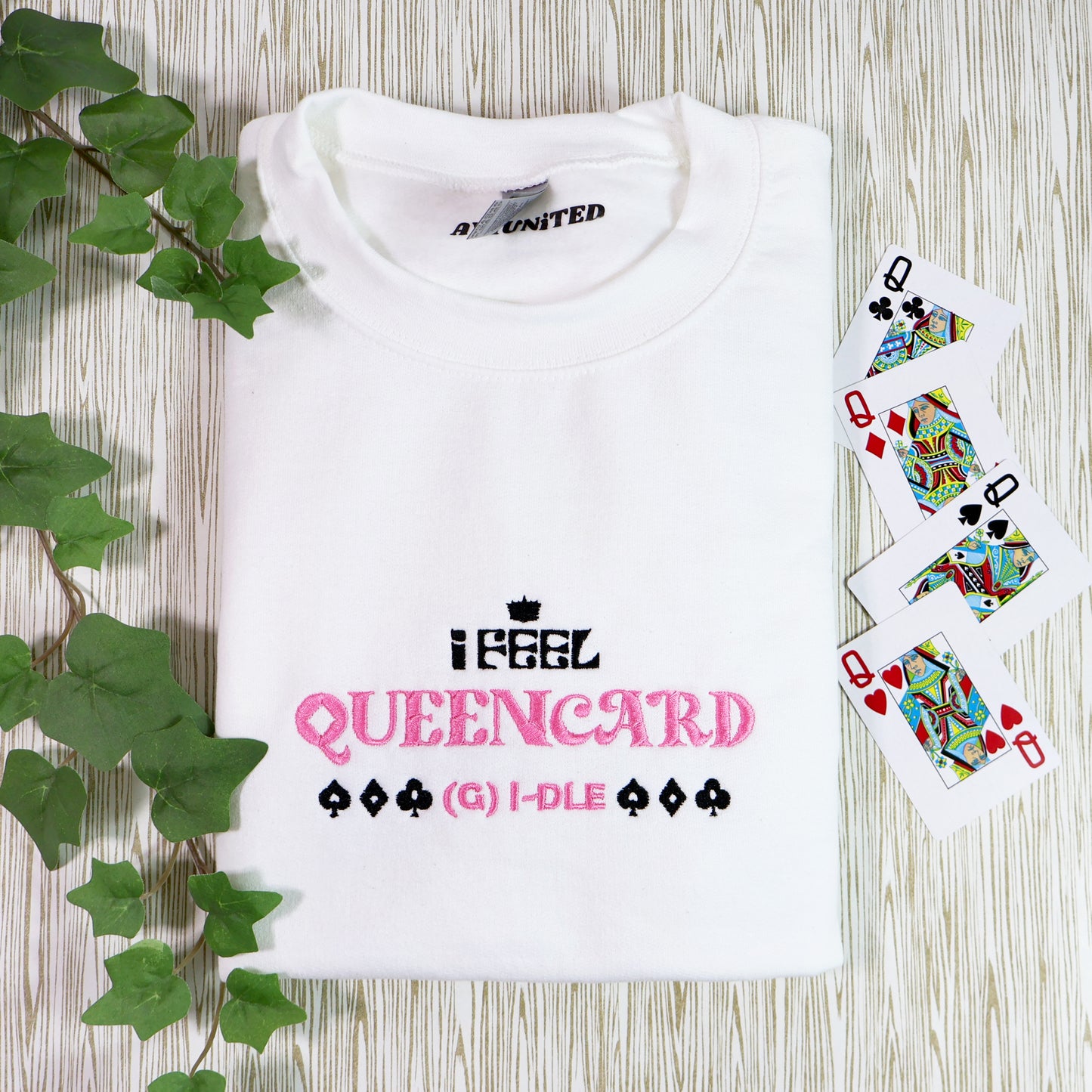 Queen Card Sweatshirt